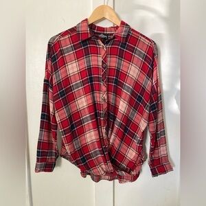 Angie red plaid 100% Rayon button down blouse twist wrap size small